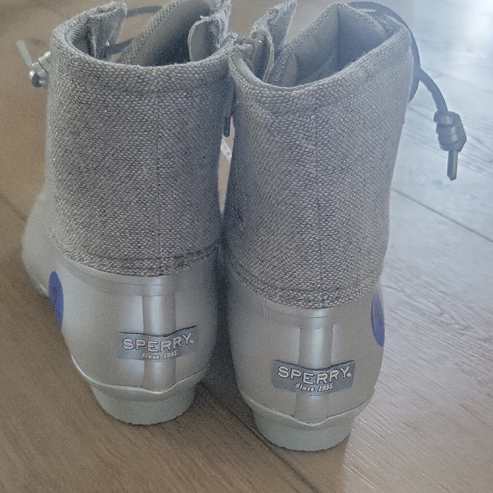 Girls Sperry Gray Rain Boots NEW